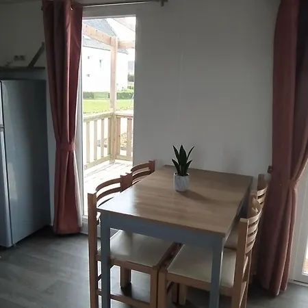 Mobil-home Vue Et Campagne *